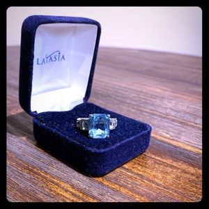 Blue Topaz/Cubic Zirconium Ring | Size 6 |